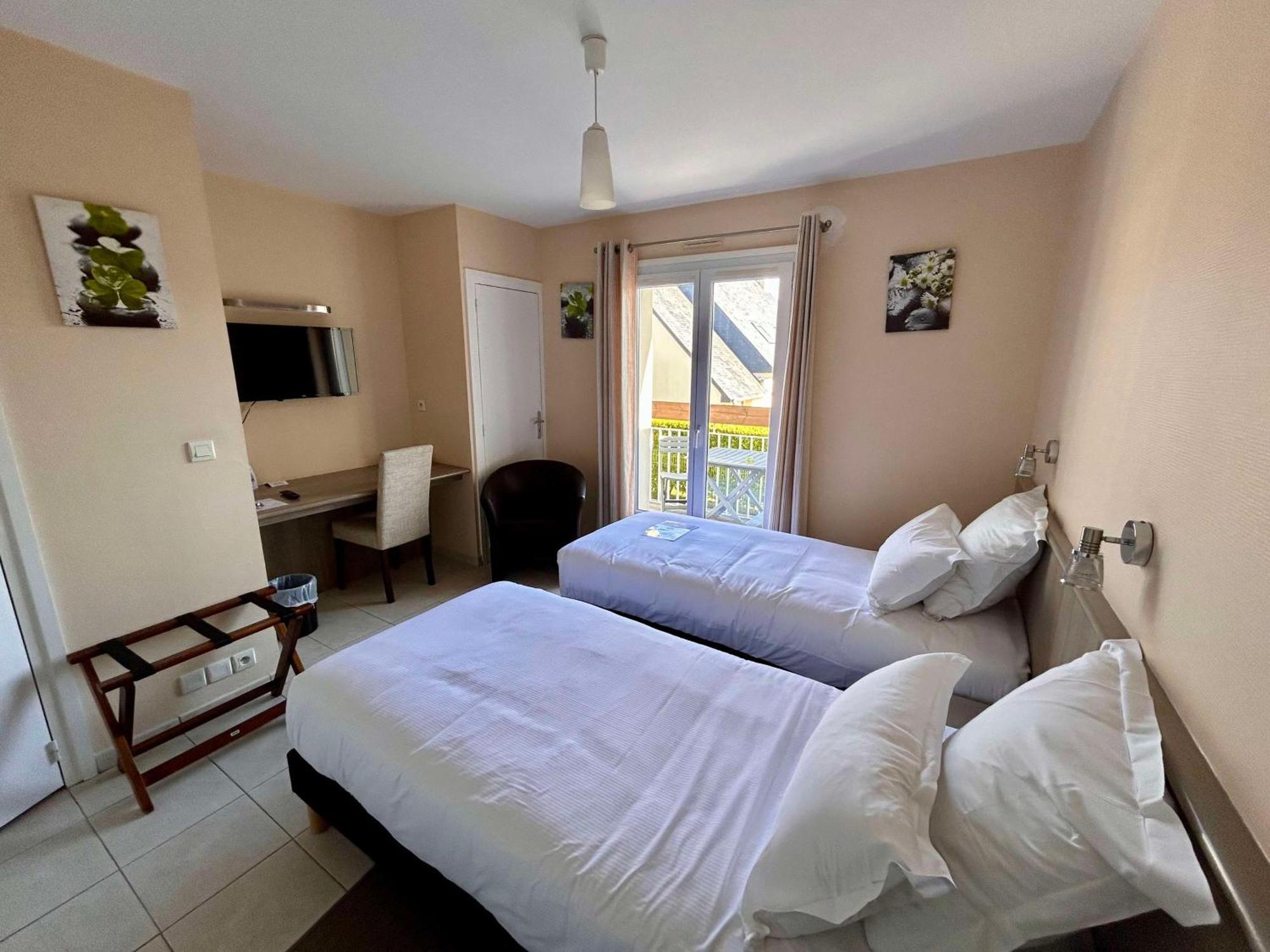Brit Hotel Lannion-Perros Guirec Exteriör bild