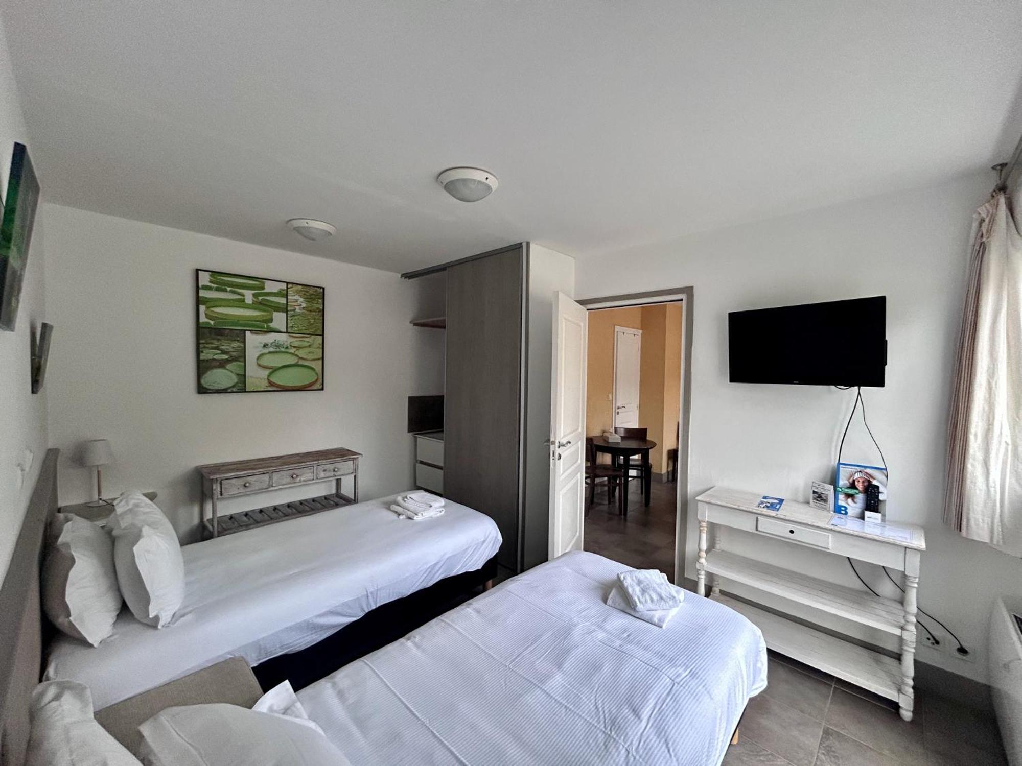 Brit Hotel Lannion-Perros Guirec Exteriör bild